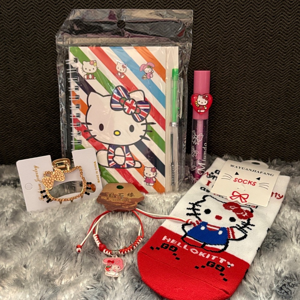 Hello Kitty Bundle